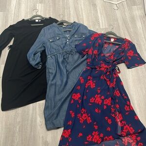 Bundle of Gap Maternity Dresses Size Small